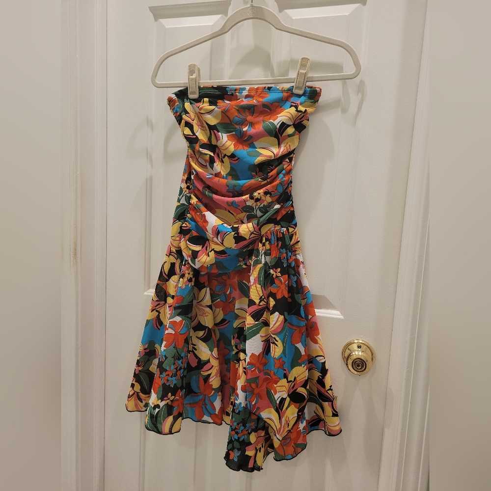 Hot Kiss strapless flowy tropical tube dress size M